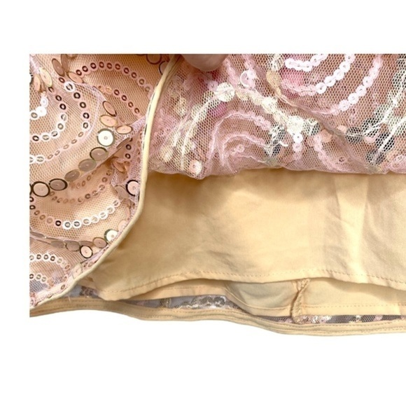 About Us Revolve Jane Sequin Mini Dress Disco Gatsby Gold Glamour Peach NWT - Picture 10 of 16